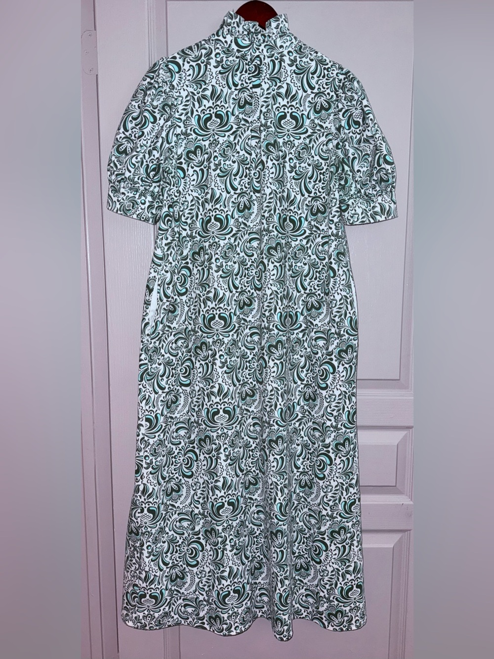Hyacinth House -Tuckernuck green Ruffle Collar Louisa Midi Dress - Picture 3 of 6